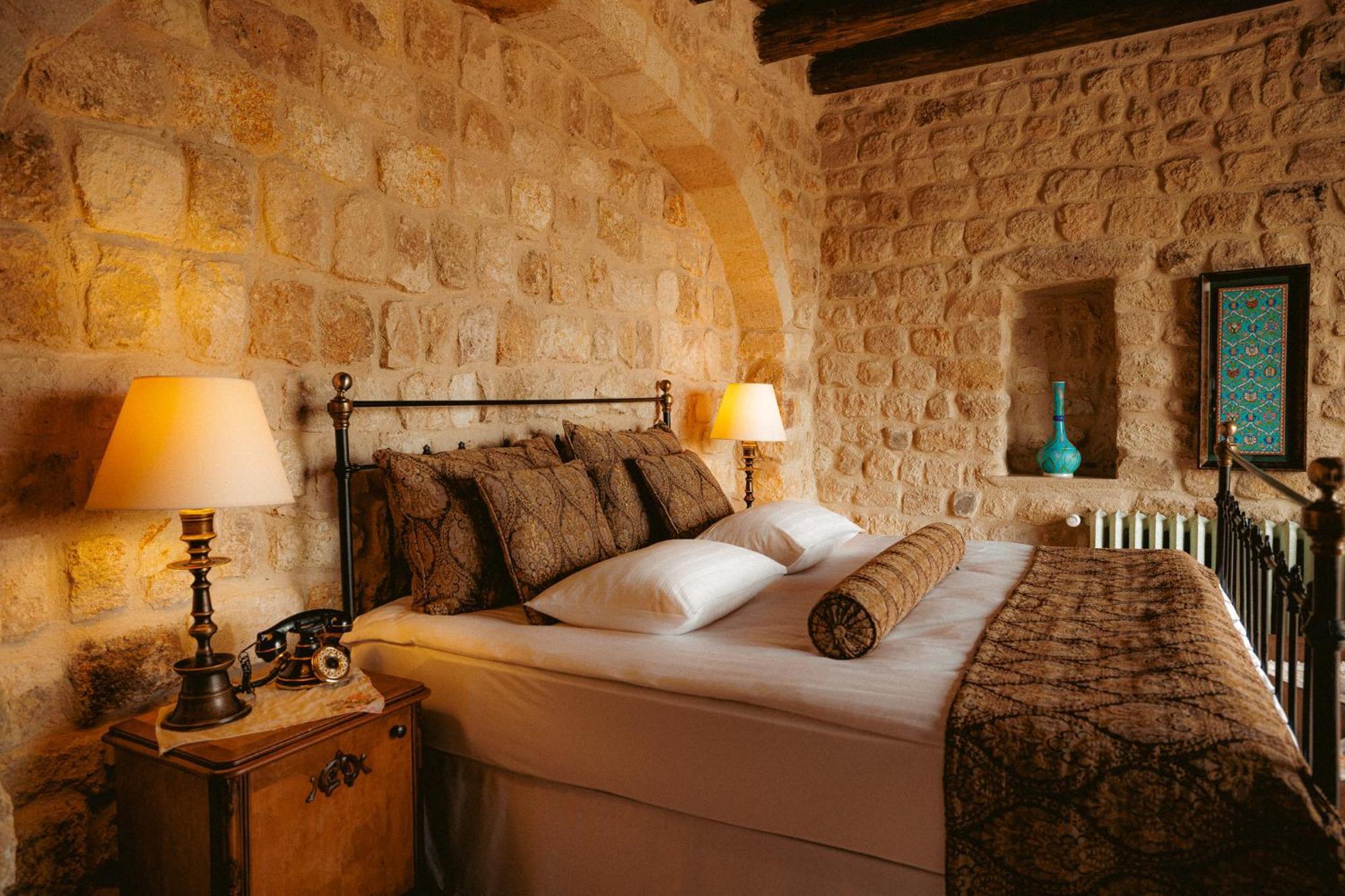 Suite Terrace con Vasca Idromassaggio e Vista Piscina